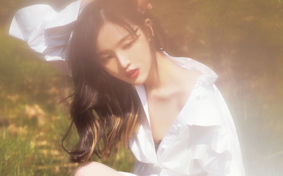 吴宣仪让众多修图大大赞美的写真! 太好看了呜呜呜颜狗天堂!